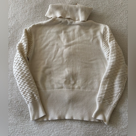 Marc New York Elegant Cream Ribbed Knit Sweater - Picture 2 of 14